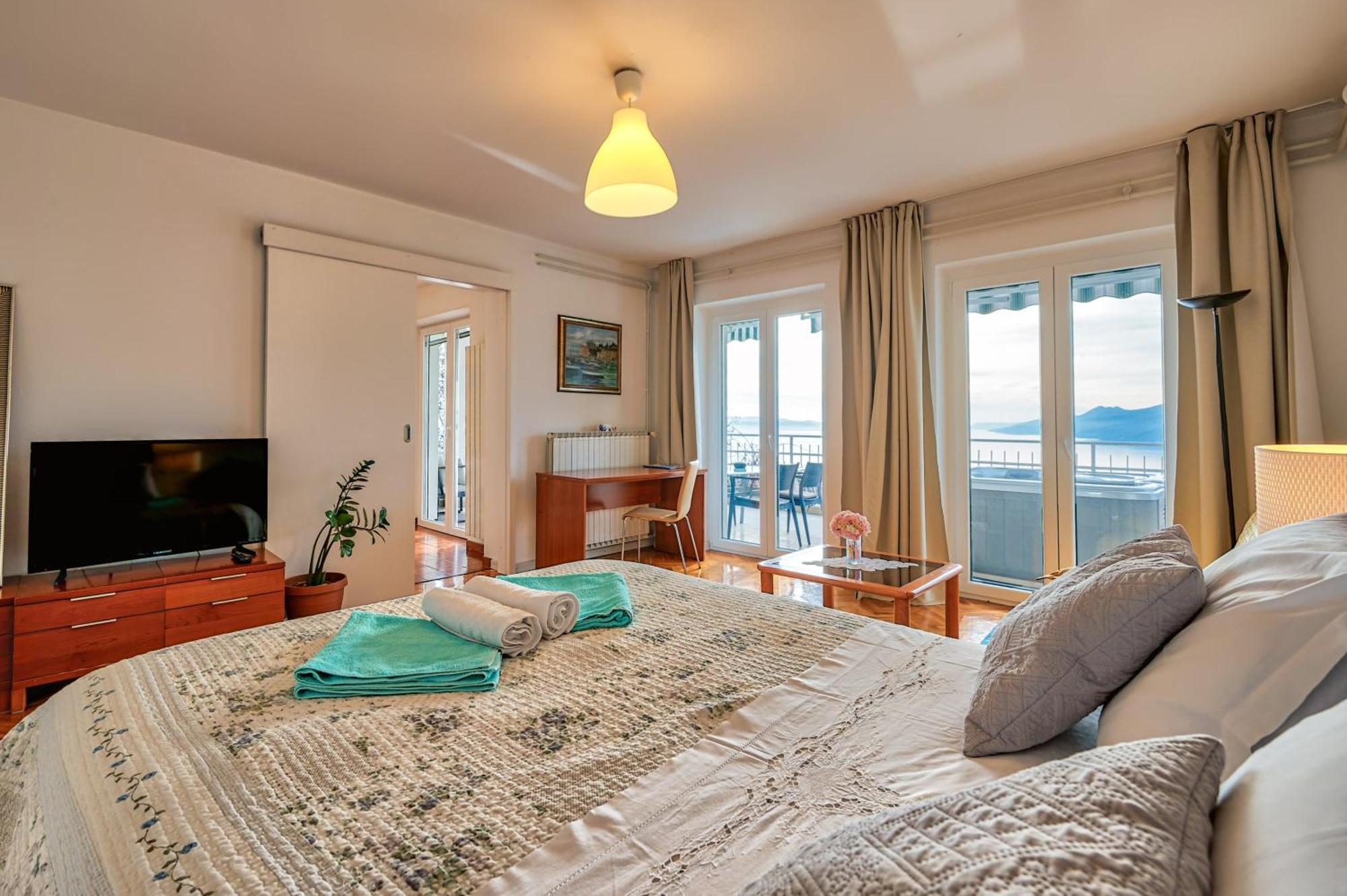 Apartmani Frlan Ii. Кастав Экстерьер фото