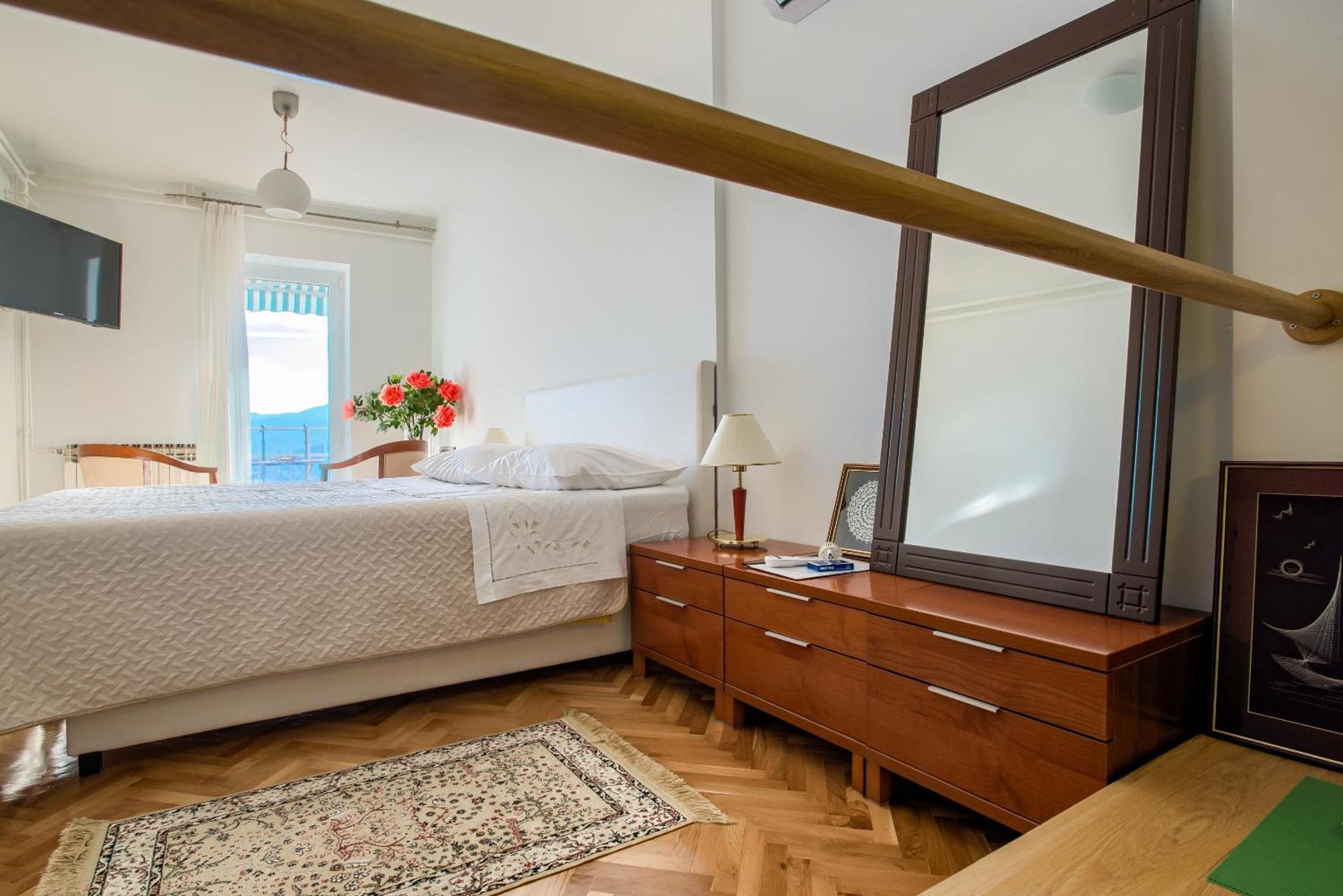 Apartmani Frlan Ii. Кастав Экстерьер фото
